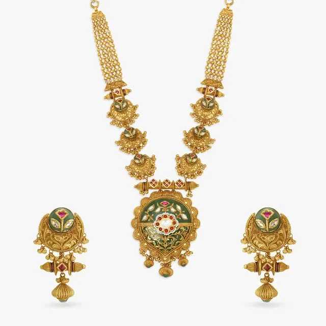 Opulently Classic Necklace Set with Kundan Inlay Work ,